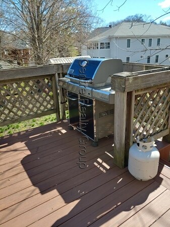 Building Photo - 118 Langley Rd