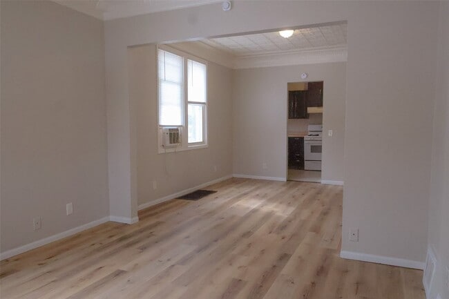 Building Photo - 2126 Lexa Dr