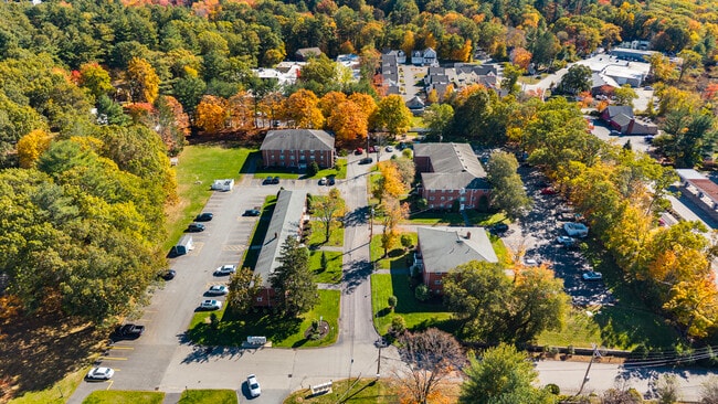 Building Photo - Iris Court Apartments