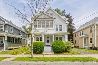 Building Photo - 111-115-115 Groveland St