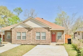 Building Photo - 235 Calloway St