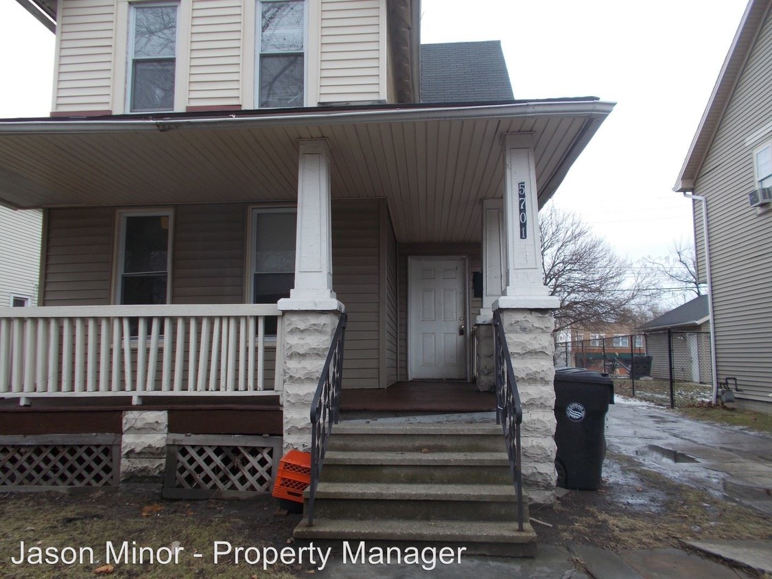 Primary Photo - 5701 Dibble Ave
