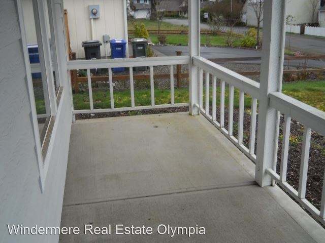 Building Photo - 2021 Beverly Blvd