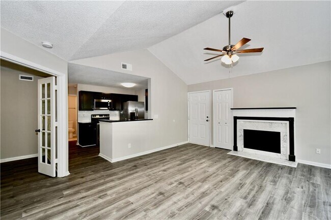 Foto del edificio - 1101 Sandy Ln Dr