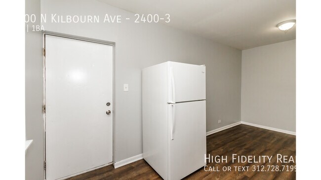 Foto del edificio - 2400 N Kilbourn Ave