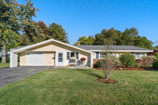 Photo - 62 Gregory Rd House