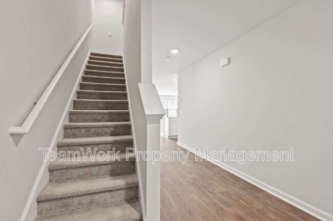 Building Photo - 124 Orchid Bloom Cir
