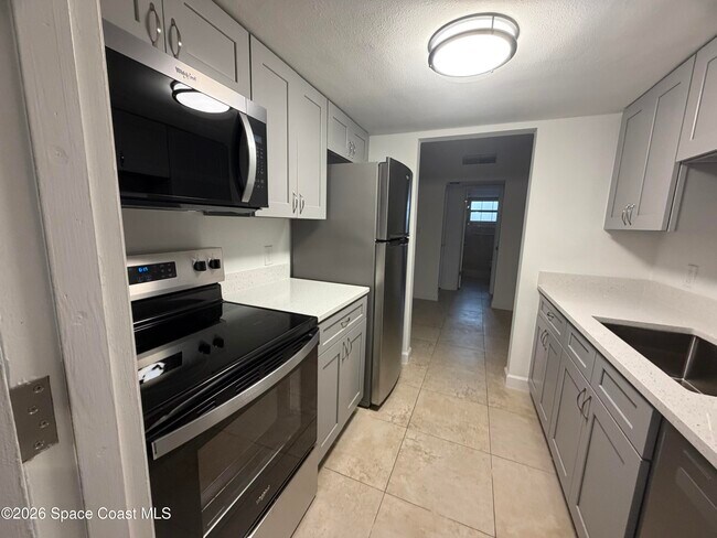 Foto del edificio - 154 Crescent Beach Dr