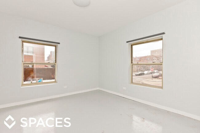 Foto del edificio - 4700 N Racine Ave