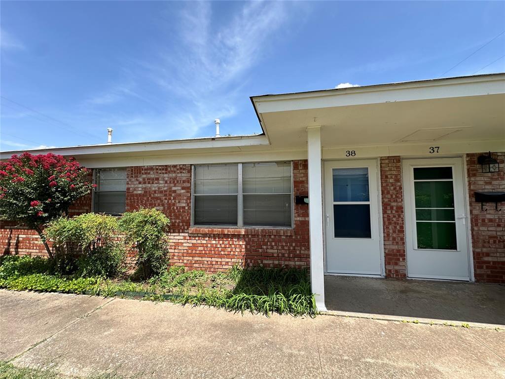 Foto principal - 500 Stinson St