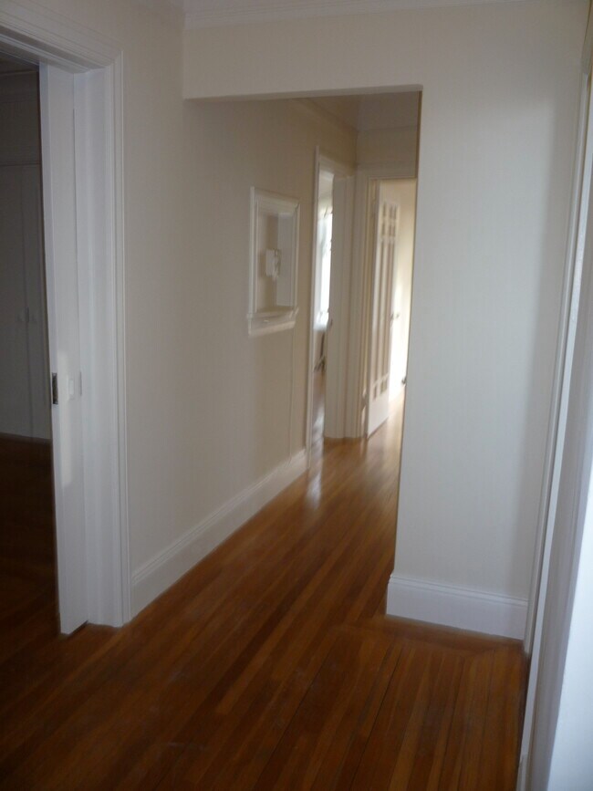 Foto del edificio - 1370 Washington St