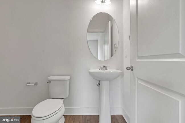 Building Photo - 1648 Sandpiper Bay Loop
