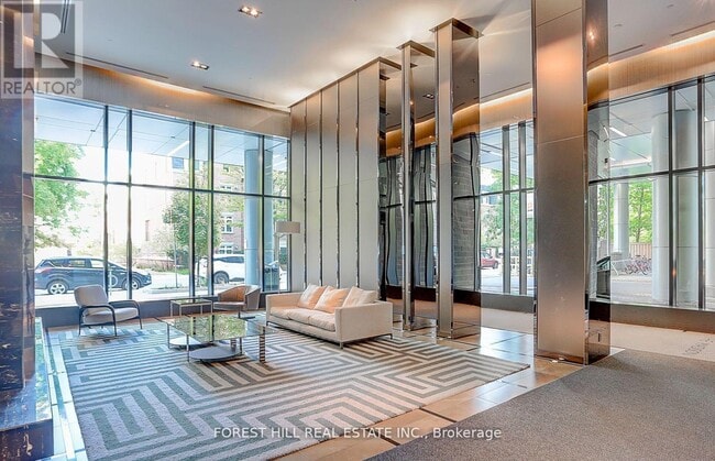 Building Photo - 98 Lillian St