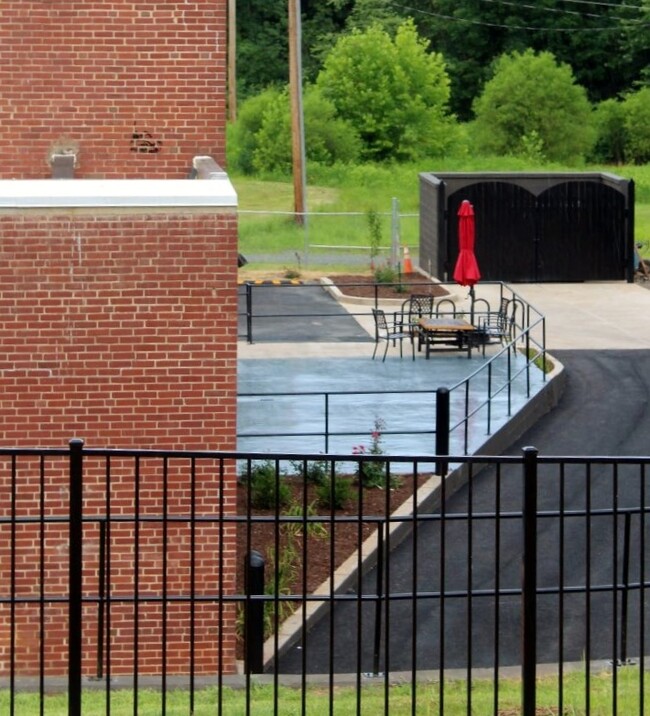 Building Photo - Culpeper Lofts - Building A