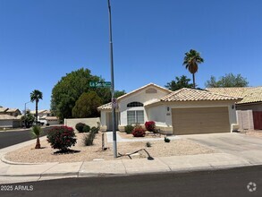 Building Photo - 7160 W La Senda Dr