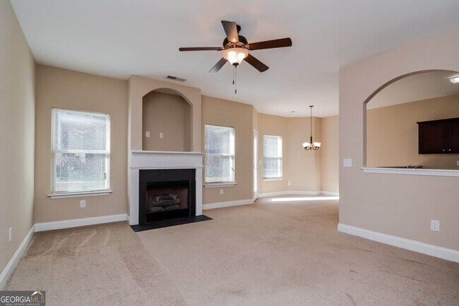 Building Photo - 125 Bethany Manor Dr