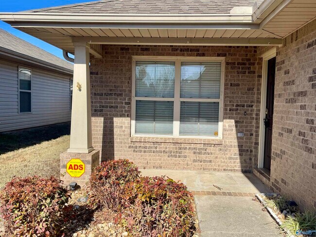 Foto del edificio - 28081 Chasebrook Dr