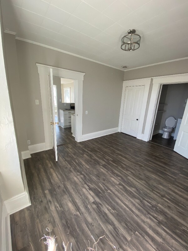 65 E William St Unit 1, Delaware, OH 43015 Room for Rent in Delaware