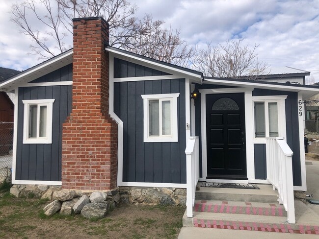 Building Photo - 629 Glendale Trail