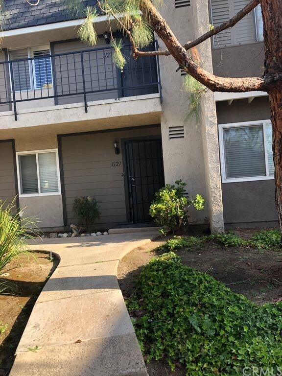 Primary Photo - 1121 Rosecrans Ave