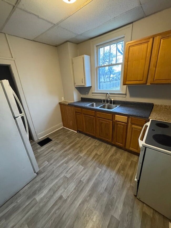 Foto del edificio - 3019 Weisser Park Ave