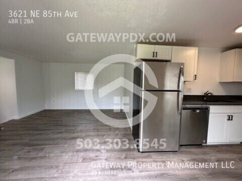 Building Photo - 3621 NE 85th Ave