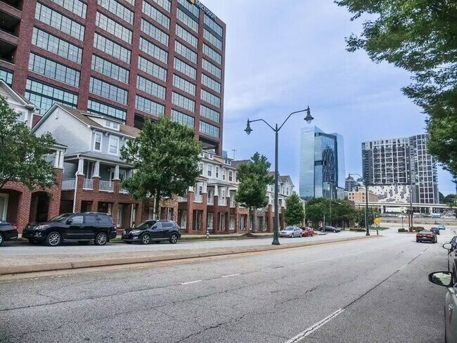 Foto del edificio - 201 16th St NW