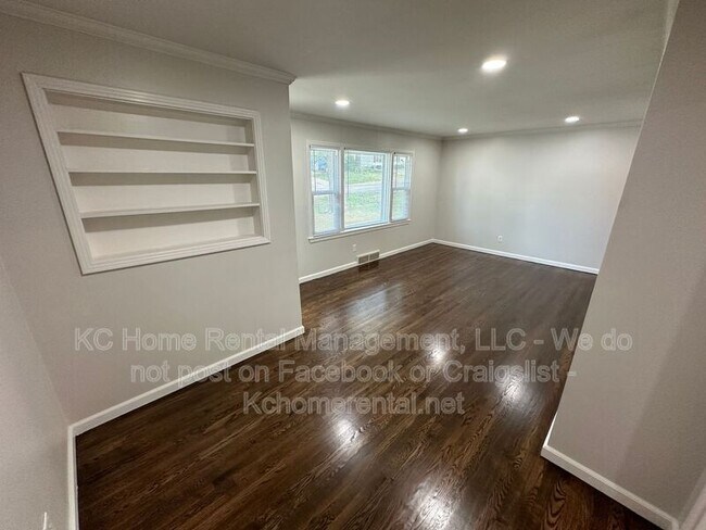 Building Photo - 8214 Jarboe St