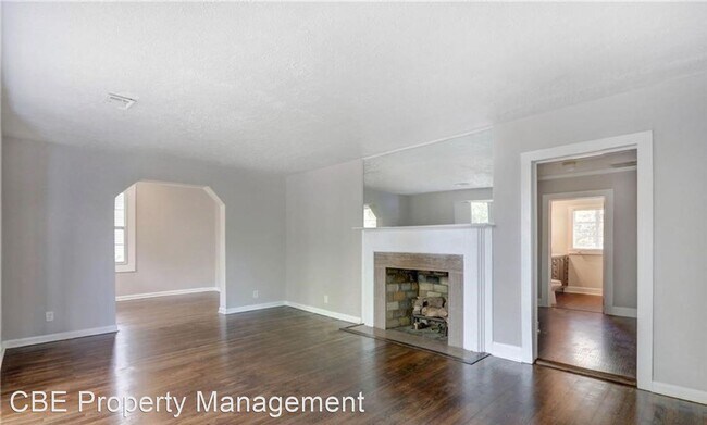 Building Photo - 2 br, 1 bath House - 426 Lawton Ave;
