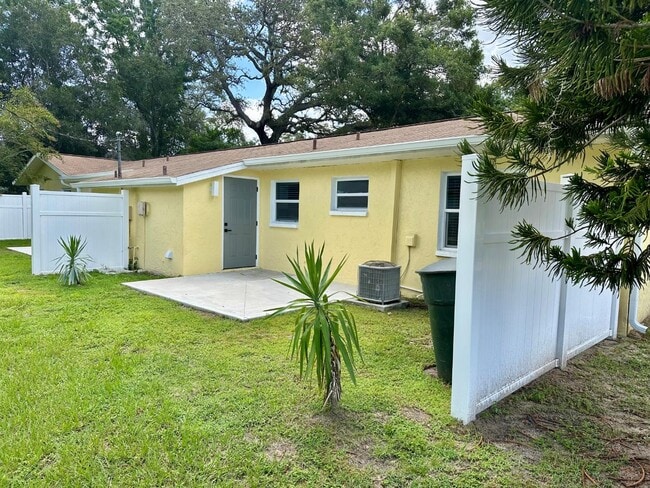 Photo - 625 4th Ave N Apartment