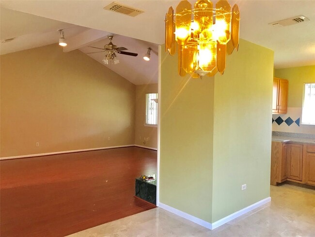 Building Photo - 3330 Creek Grove Dr