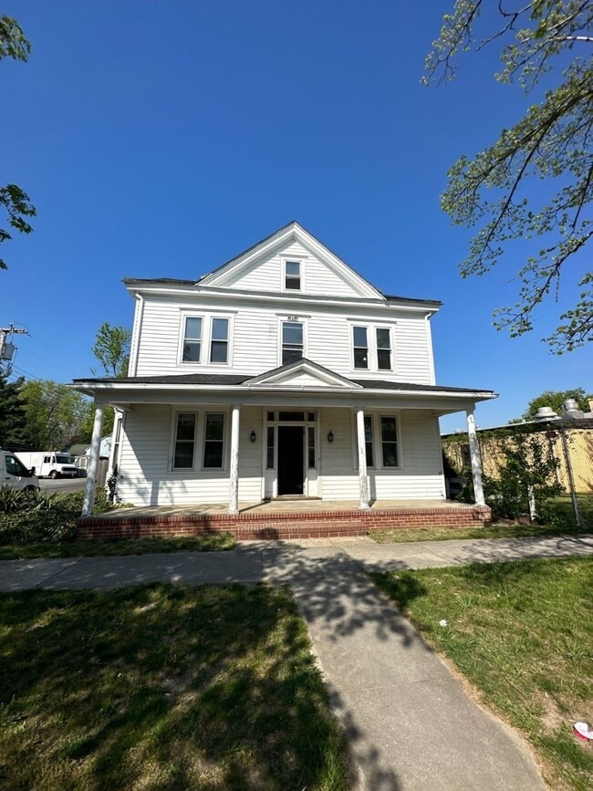 Foto del edificio - 513 Atlantic Ave