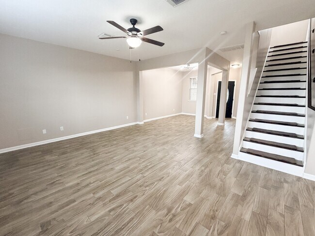 Foto del edificio - 4422 Park Trail Ln