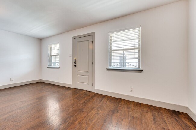 Foto del edificio - 4633 Fairmount St