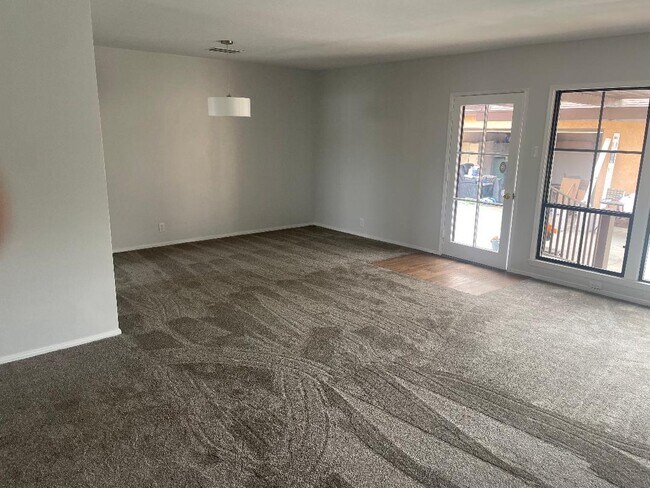Building Photo - 3218 Marwick Ave