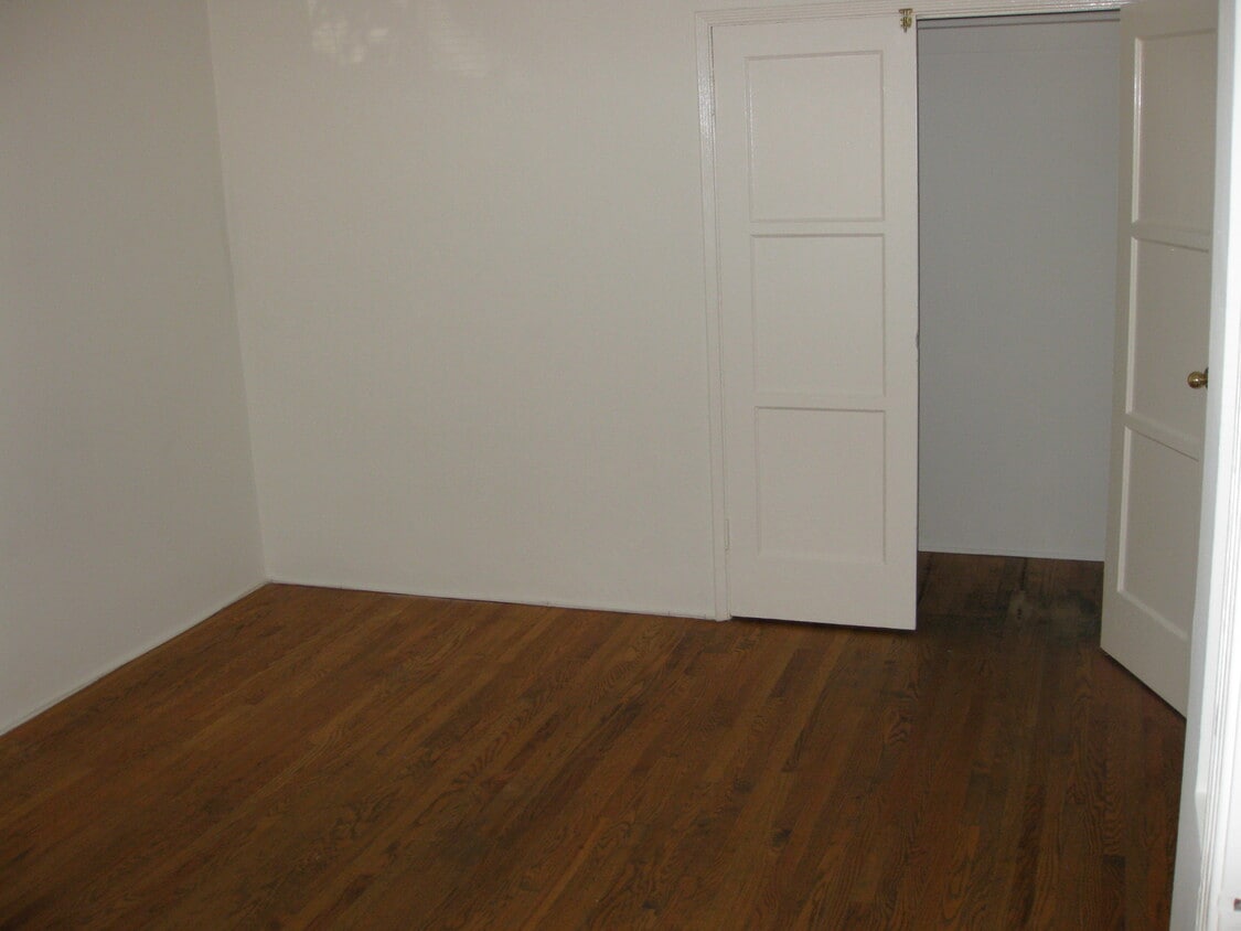 Building Photo - 959 Gayley Ave