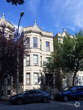 Building Photo - 1039 S Racine Ave