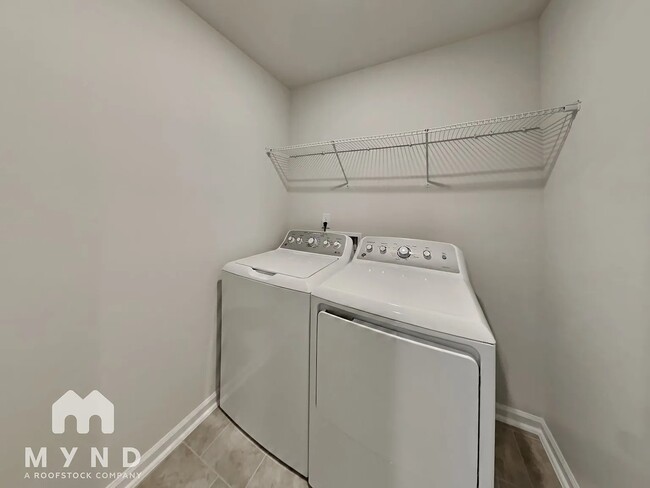 Building Photo - 113 Peebles Dr