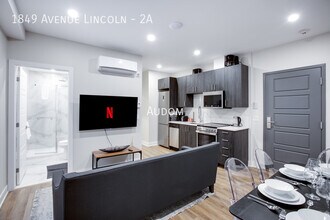 Building Photo - 1849 Av. Lincoln