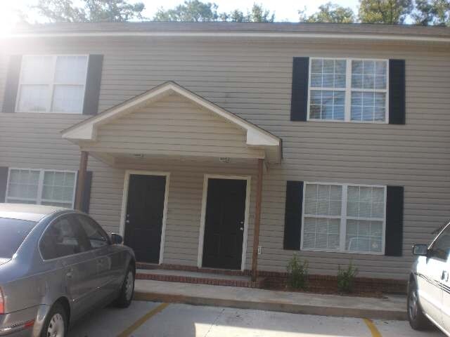  - 1105 Alberta St