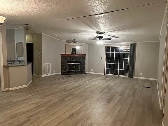 Building Photo - 209 Hickory Nut Dr