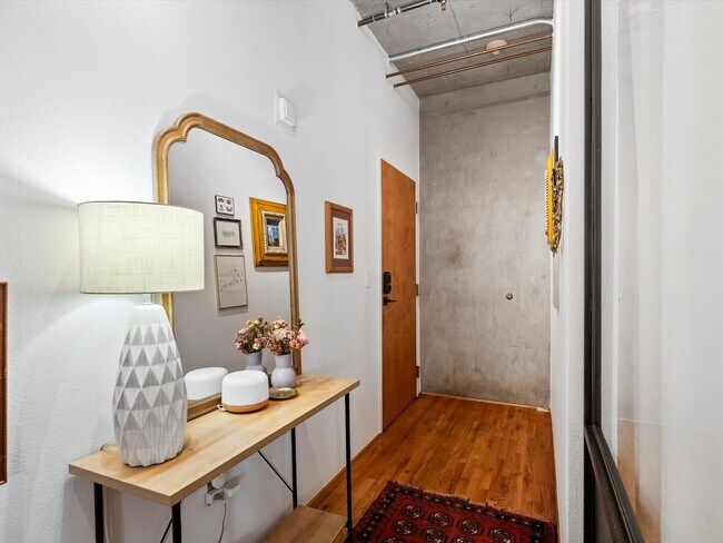 Photo - 1499 Blake St Apartment