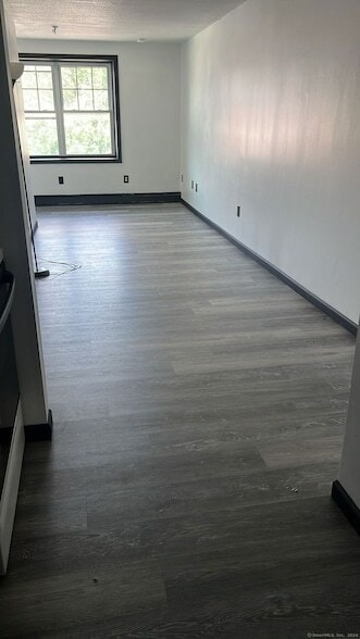 Building Photo - 1660 E Main St