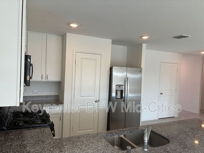 Foto del edificio - 2840 Eppright Dr