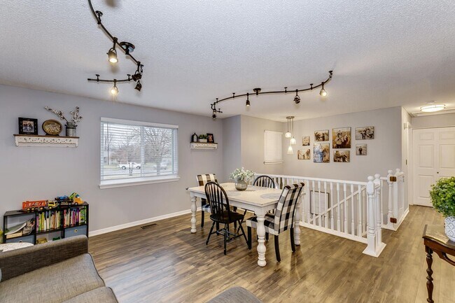Foto del edificio - Nicely updated single family home in North...