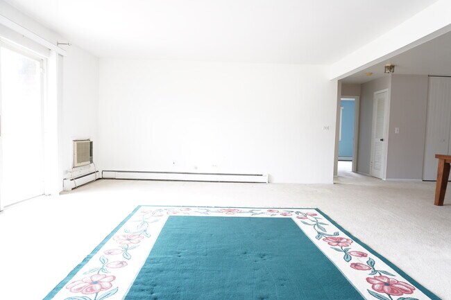 Foto del edificio - 10389 Dearlove Rd