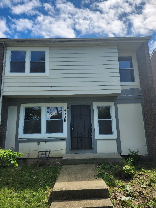 9338 Mt Auburn Ave Cleveland, OH 44104 – photo 1