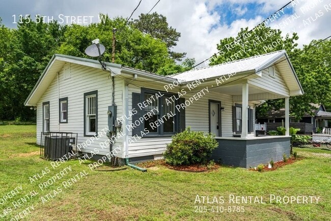 Building Photo - 115 5th St W