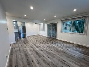Building Photo - 13554 Rye St