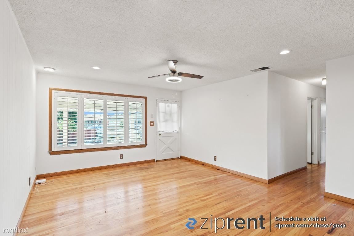 Primary Photo - 4 br, 2 bath House - 5034 Bronte Court, Fr...